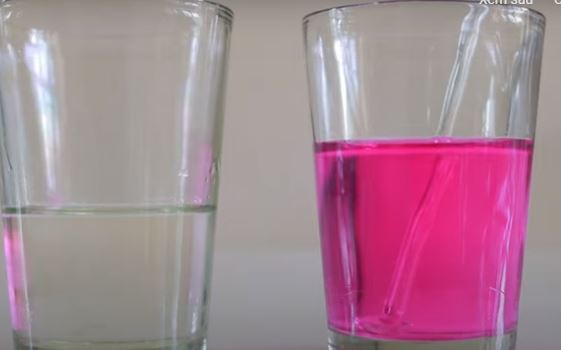 Thí nghiệm methylamine với dung dịch hydrochloric acid